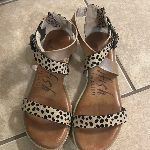 Blowfish Malibu 7.5 leopard print sandals - Picture 1 of 4